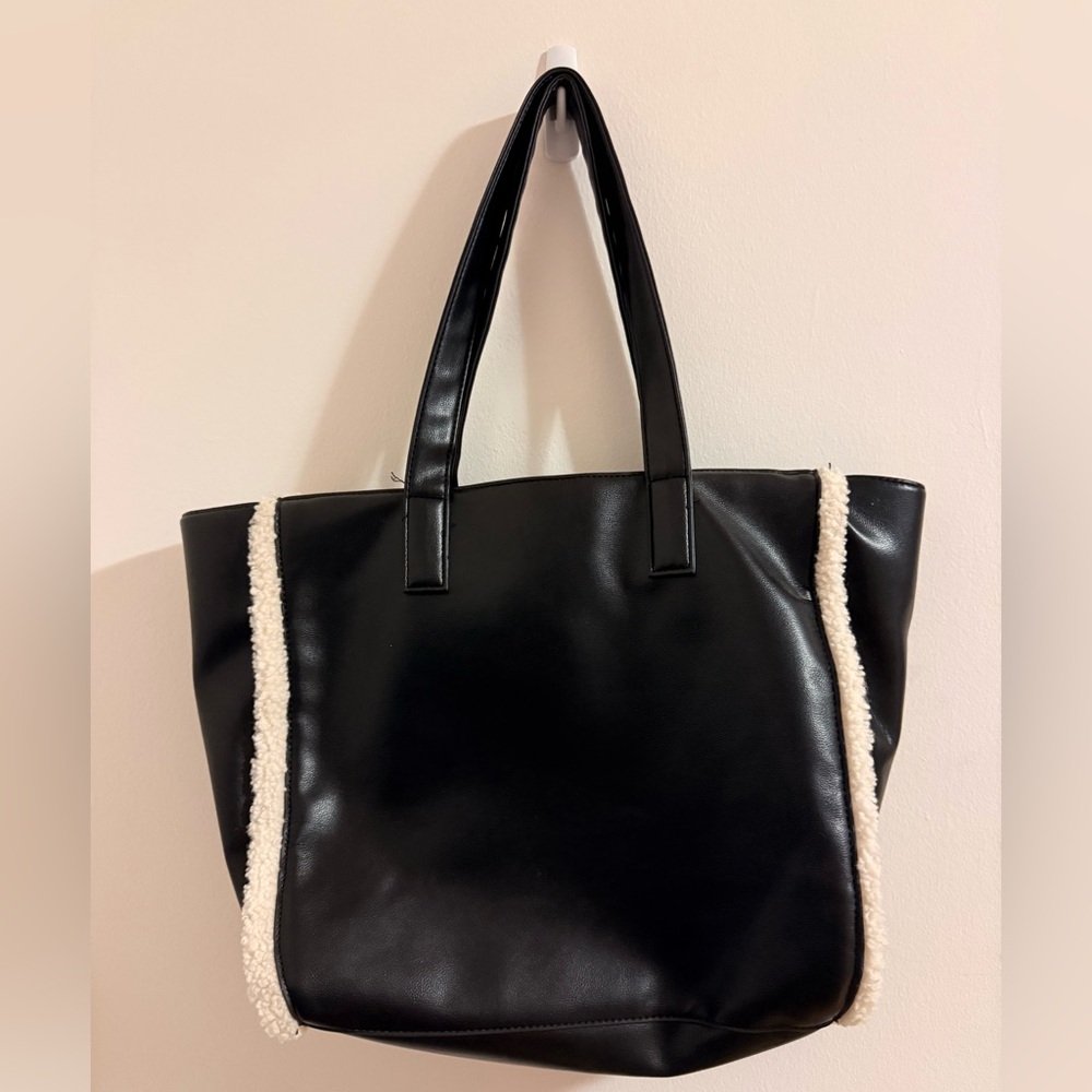 Stylish Black Faux Leather Tote